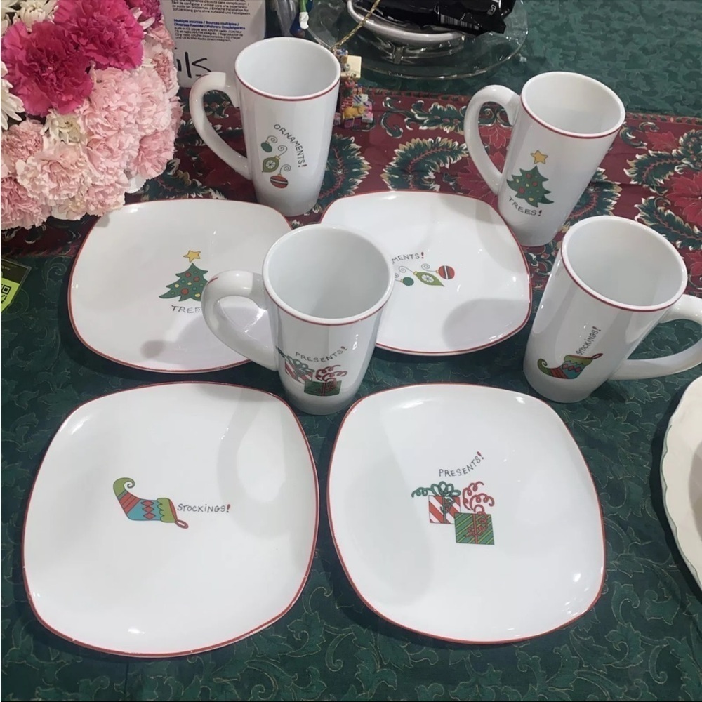 Fitz and Floyd Gourmet Happy Holidays‎ Porcelain Latte Mug & Plate 8 Piece Set